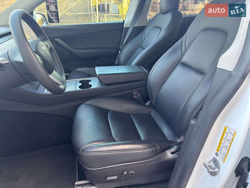 Внедорожник / Кроссовер Tesla Model Y 2021 в Запорожье