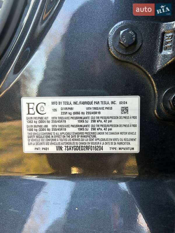 Внедорожник / Кроссовер Tesla Model Y 2024 в Киеве