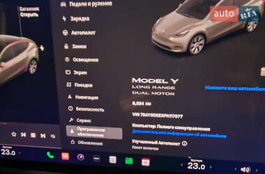 Внедорожник / Кроссовер Tesla Model Y 2023 в 