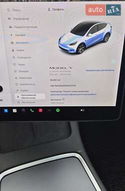Внедорожник / Кроссовер Tesla Model Y 2023 в Львове