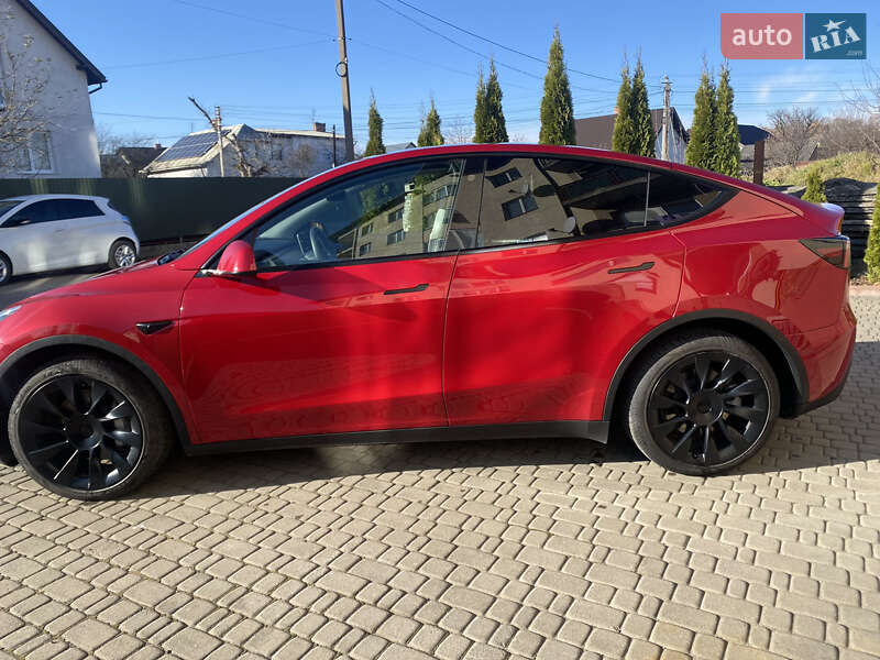 Позашляховик / Кросовер Tesla Model Y 2021 в Львові