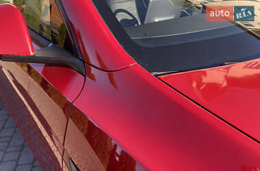Внедорожник / Кроссовер Tesla Model Y 2021 в 