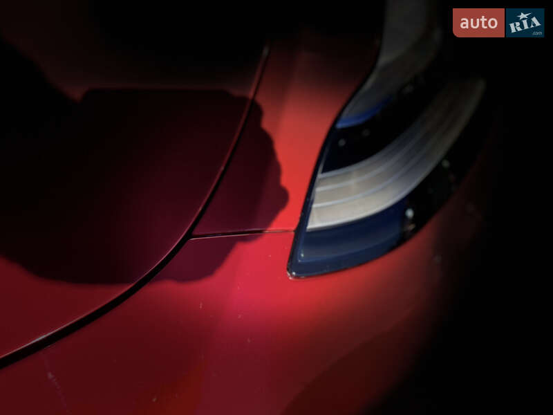Позашляховик / Кросовер Tesla Model Y 2021 в Львові