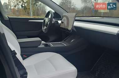 Внедорожник / Кроссовер Tesla Model Y 2022 в 