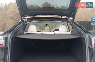 Внедорожник / Кроссовер Tesla Model Y 2022 в Львове