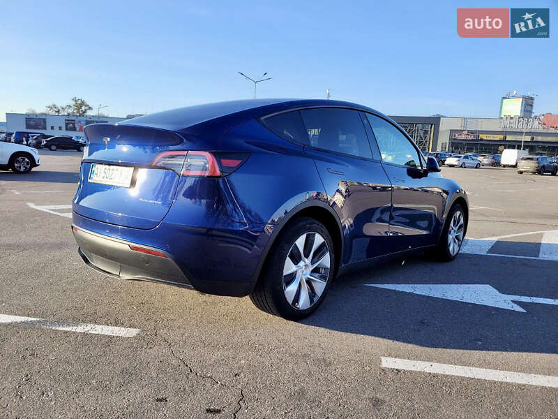 Внедорожник / Кроссовер Tesla Model Y 2021 в Киеве