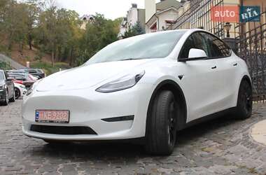 Внедорожник / Кроссовер Tesla Model Y 2023 в Киеве