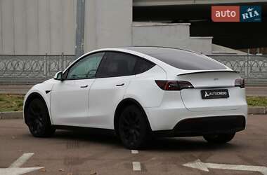 Внедорожник / Кроссовер Tesla Model Y 2021 в 