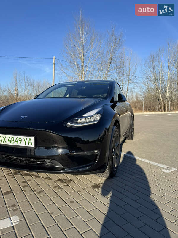 Внедорожник / Кроссовер Tesla Model Y 2023 в Харькове