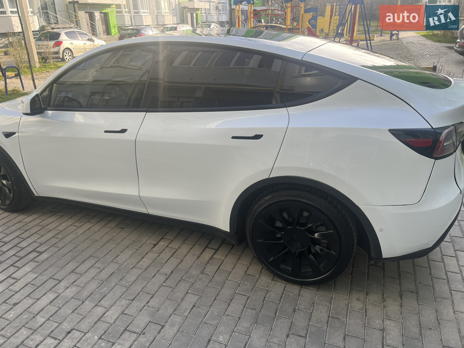 2021 Tesla Model Y - мініатюра 11