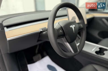 Позашляховик / Кросовер Tesla Model Y 2024 в Вінниці