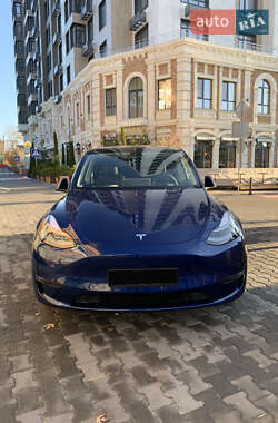 Внедорожник / Кроссовер Tesla Model Y 2023 в 