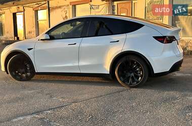 Позашляховик / Кросовер Tesla Model Y 2020 в Олевську