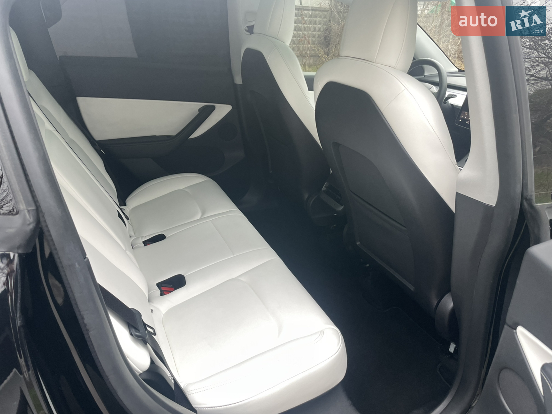 2021 Tesla Model Y - мініатюра 11