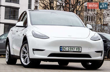 Позашляховик / Кросовер Tesla Model Y 2023 в Львові