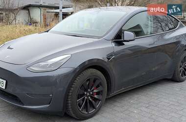 Позашляховик / Кросовер Tesla Model Y 2022 в Львові