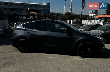 Позашляховик / Кросовер Tesla Model Y 2024 в Києві