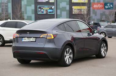 Внедорожник / Кроссовер Tesla Model Y 2023 в 