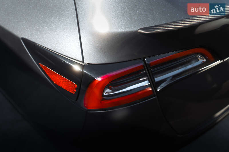 Позашляховик / Кросовер Tesla Model Y 2023 в Полтаві фото 15 Позашляховик / Кросовер Tesla Model Y 2023 в Полтаві