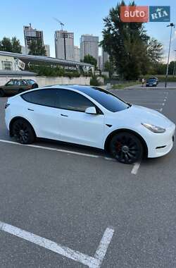 Позашляховик / Кросовер Tesla Model Y 2022 в Києві