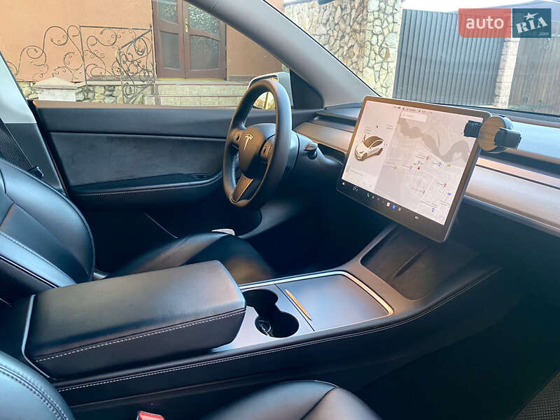 Внедорожник / Кроссовер Tesla Model Y 2021 в Стрые