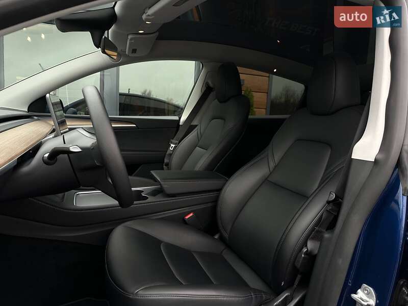 Позашляховик / Кросовер Tesla Model Y 2023 в Рівному