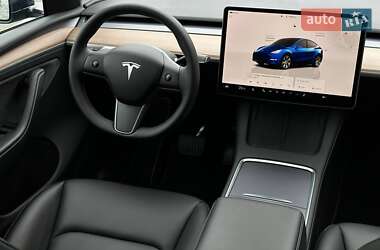 Внедорожник / Кроссовер Tesla Model Y 2023 в 