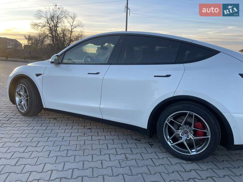 Позашляховик / Кросовер Tesla Model Y 2022 в Хмельницькому