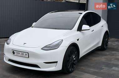 Внедорожник / Кроссовер Tesla Model Y 2021 в Киеве