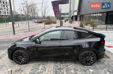 Внедорожник / Кроссовер Tesla Model Y 2023 в Киеве