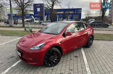 Внедорожник / Кроссовер Tesla Model Y 2023 в Хмельницком