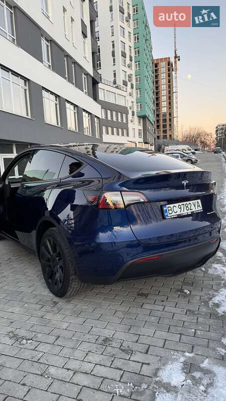 Позашляховик / Кросовер Tesla Model Y 2023 в Львові