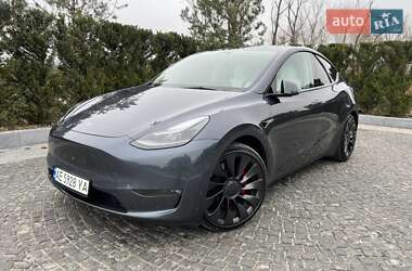 Позашляховик / Кросовер Tesla Model Y 2023 в Дніпрі