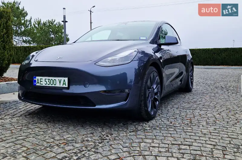 Tesla Model Y 2022