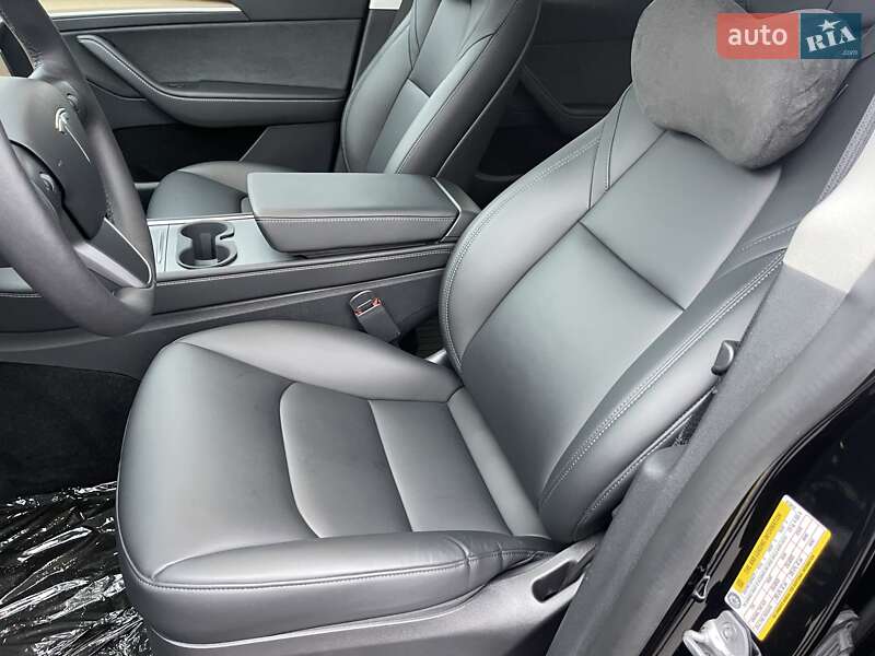 Внедорожник / Кроссовер Tesla Model Y 2022 в Киеве