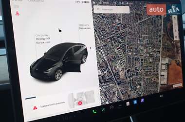 Внедорожник / Кроссовер Tesla Model Y 2021 в Ровно