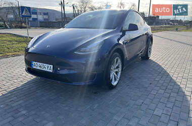 Позашляховик / Кросовер Tesla Model Y 2022 в Ужгороді