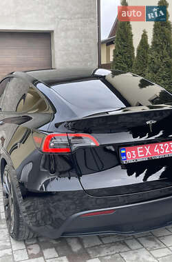 Внедорожник / Кроссовер Tesla Model Y 2022 в 
