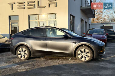 Внедорожник / Кроссовер Tesla Model Y 2024 в 