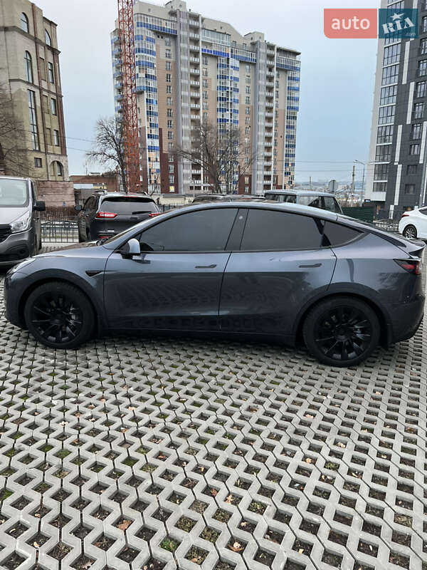 Внедорожник / Кроссовер Tesla Model Y 2021 в Харькове