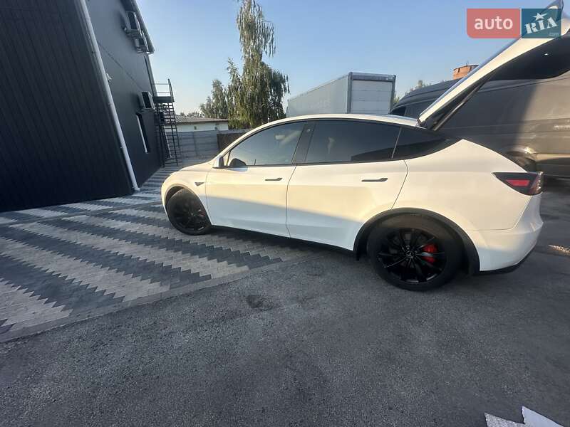Внедорожник / Кроссовер Tesla Model Y 2022 в Киеве фото 8 Внедорожник / Кроссовер Tesla Model Y 2022 в Киеве