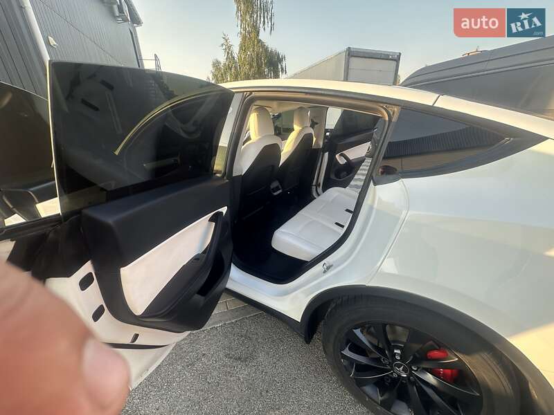 Внедорожник / Кроссовер Tesla Model Y 2022 в Киеве фото 23 Внедорожник / Кроссовер Tesla Model Y 2022 в Киеве