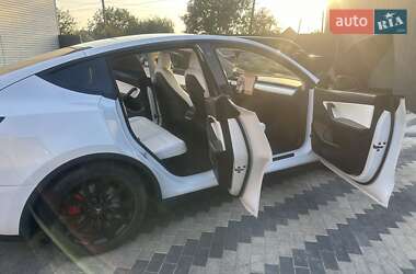 Внедорожник / Кроссовер Tesla Model Y 2022 в 