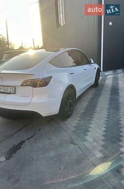Внедорожник / Кроссовер Tesla Model Y 2022 в 
