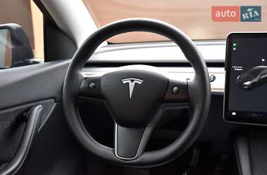 Позашляховик / Кросовер Tesla Model Y 2021 в Дрогобичі