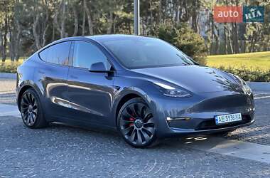 Позашляховик / Кросовер Tesla Model Y 2023 в Дніпрі