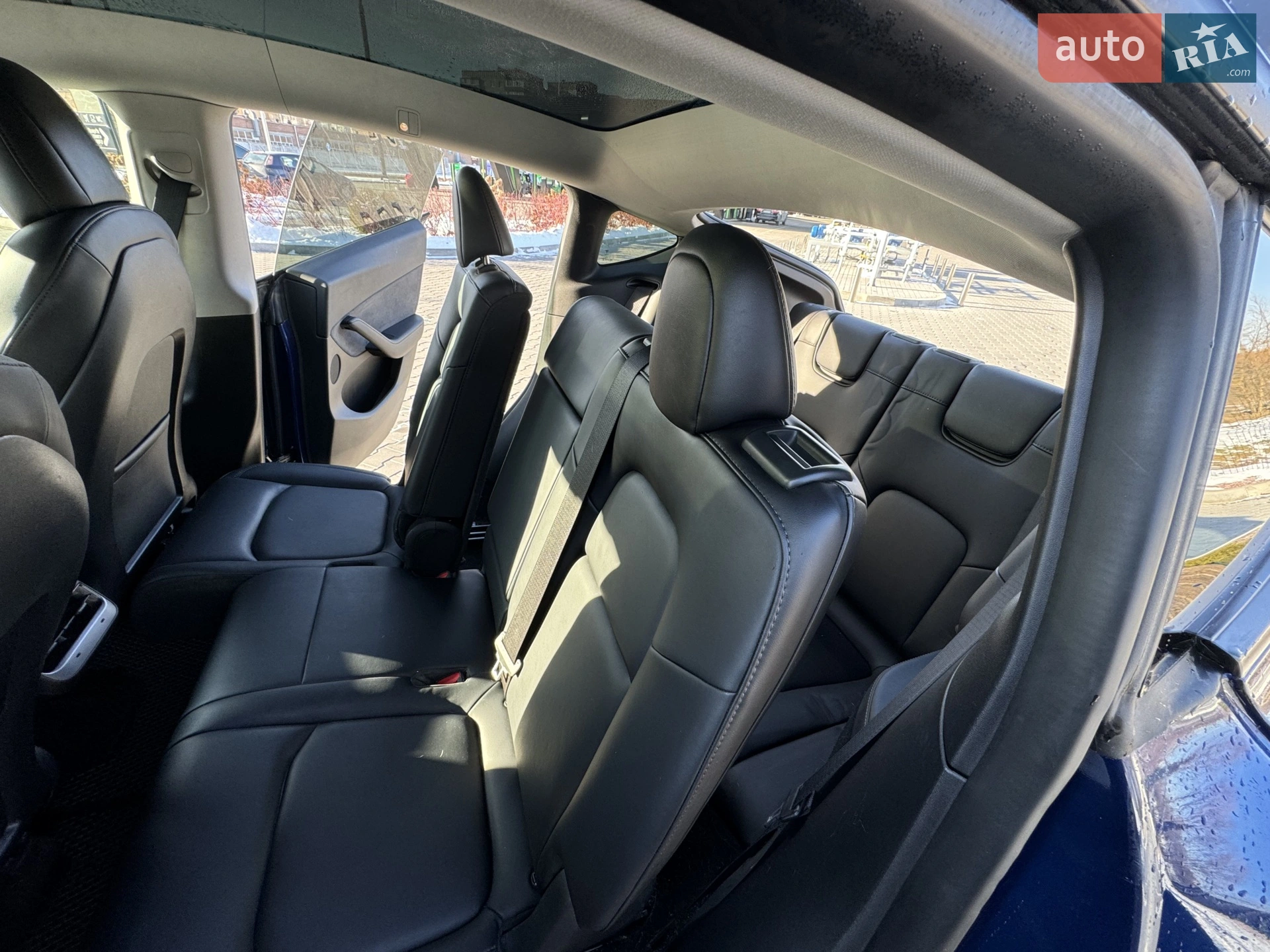 2021 Tesla Model Y - мініатюра 9