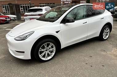 Внедорожник / Кроссовер Tesla Model Y 2021 в 
