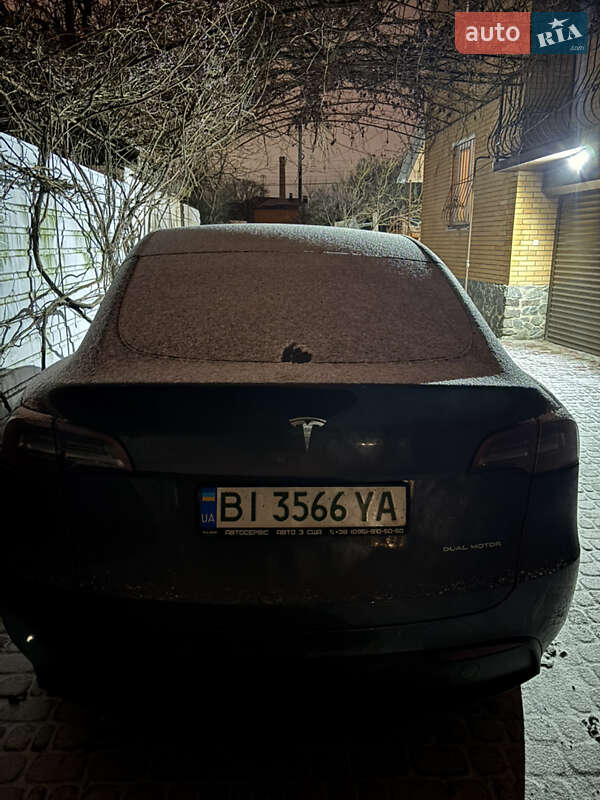 Внедорожник / Кроссовер Tesla Model Y 2023 в Полтаве