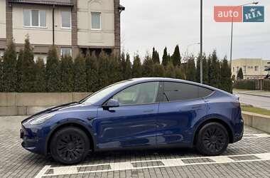 Внедорожник / Кроссовер Tesla Model Y 2023 в Ровно